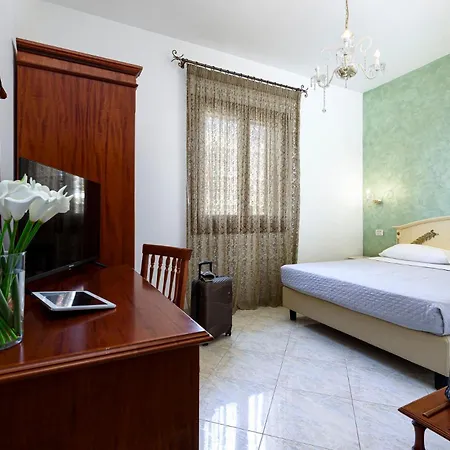 Araba Fenice 3*