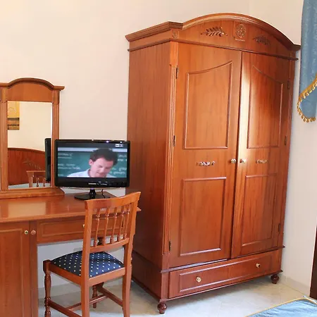Araba Fenice Hotell 3*